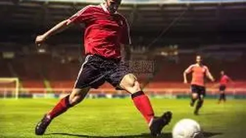 沙尔克04与勒沃库森战平，卡利朱里点球破门，米兰达自摆乌龙