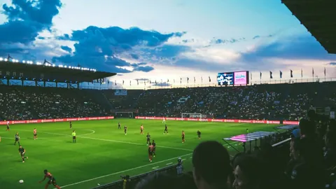 [NBA]贝恩弧顶绝杀三分扭转战局